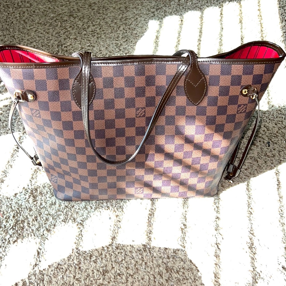 Louis Vuitton Neverfull MM